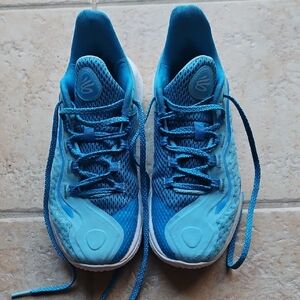 Curry Under Armour Basketball Sneakers